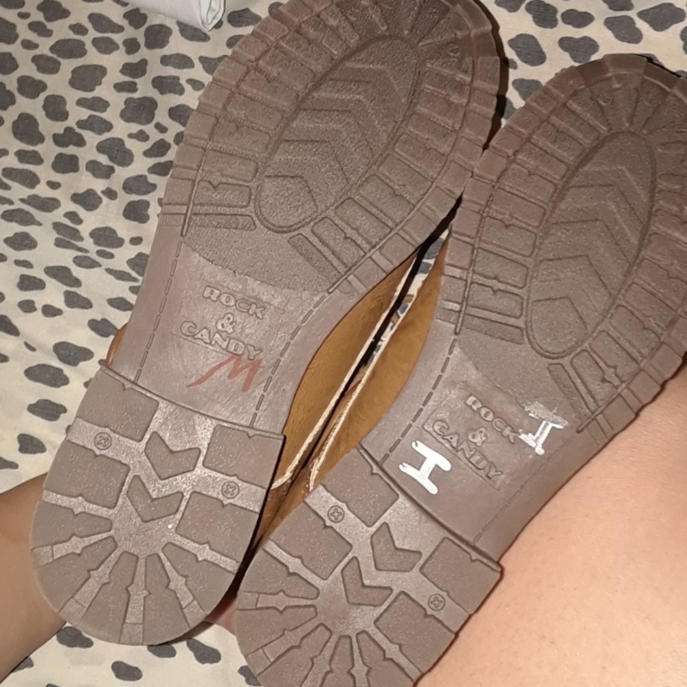 Booties - Picture 4 of 4